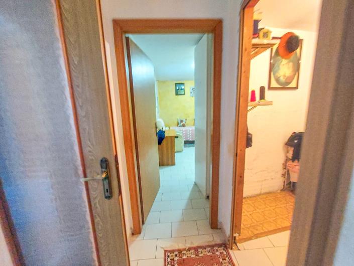 Image No.40-4 Bed Townhouse for sale