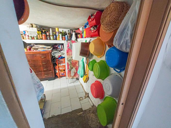 Image No.52-4 Bed Townhouse for sale