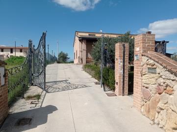 WhatsApp-Image-2025-05-09-at-10-41-43--3-