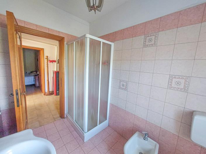 Image No.19-2 Bed Villa / Detached for sale