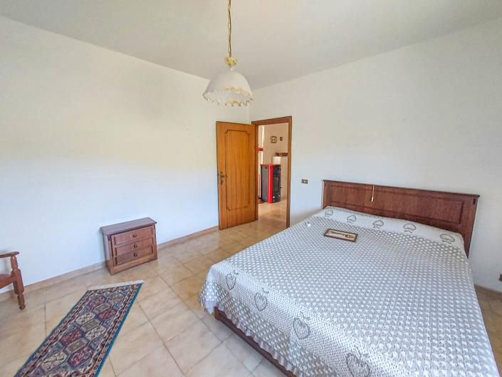 Image No.18-2 Bed Villa / Detached for sale