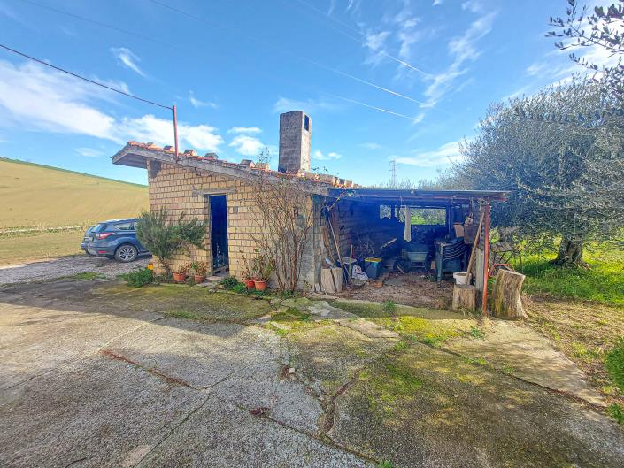 Image No.36-2 Bed Villa / Detached for sale