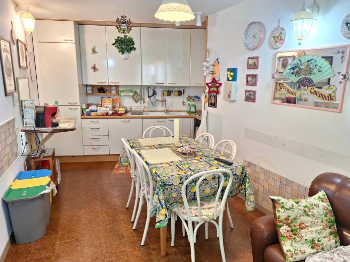 Image No.3-Propriété de 5 chambres à vendre à Fara San Martino