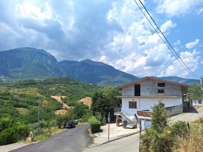 Image No.34-3 Bed Villa / Detached for sale