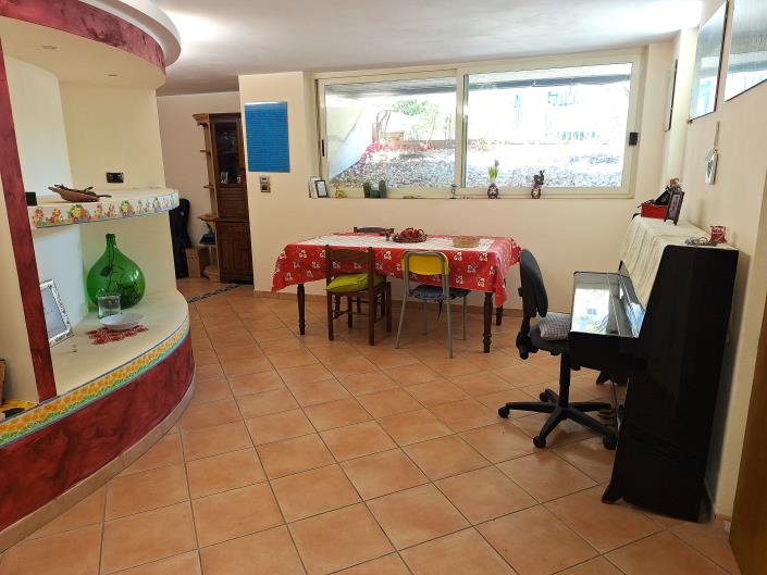 Image No.47-3 Bed Villa / Detached for sale