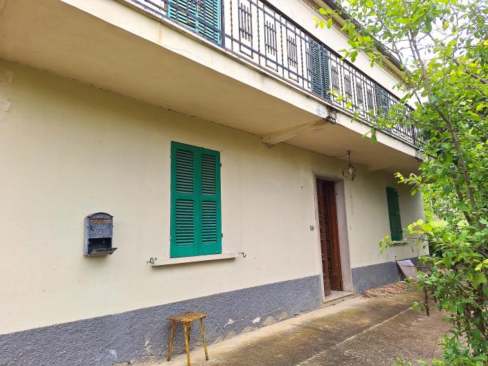 Image No.4-Maison / Villa de 2 chambres à vendre à Fara Filiorum Petri