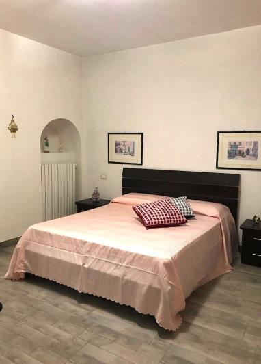 Image No.4-4 Bed House for sale