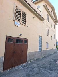 1 - Lama Dei Peligne, House