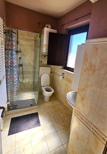 Image No.9-3 Bed Semi-Detached for sale