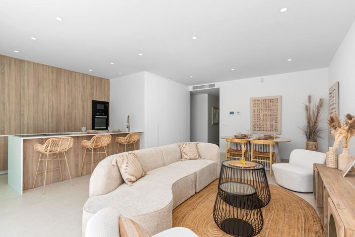 Image No.20-3 Bed Townhouse for sale