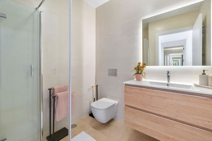 Image No.28-2 Bed Bungalow for sale