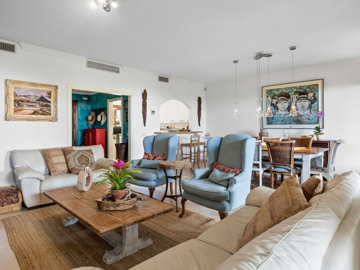 4-c23c0f86247804fa50226aecd8b0b2c8