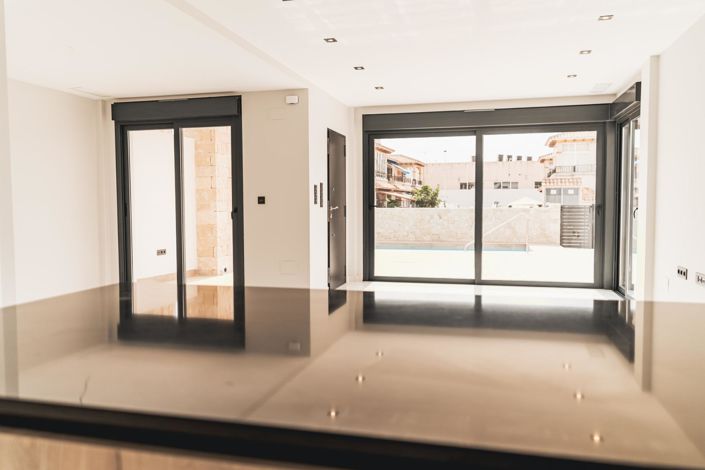 Image No.9-Villa de 4 chambres à vendre à Orihuela Costa