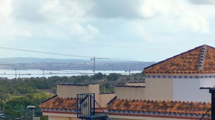 Image No.9-3 Bed Townhouse for sale