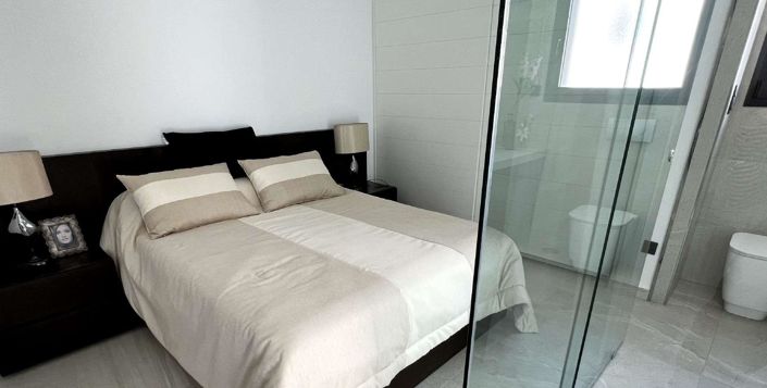 Image No.18-3 Bed Villa for sale