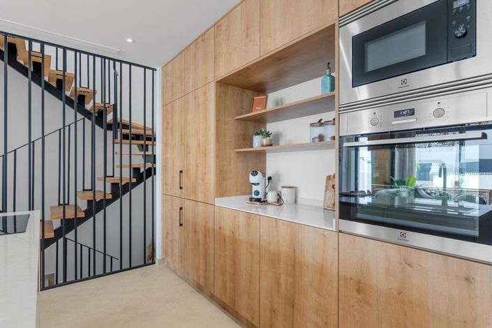 Image No.39-3 Bed Townhouse for sale