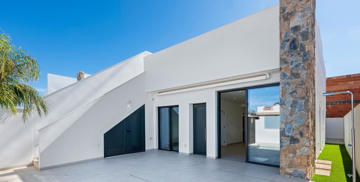 Image No.25-3 Bed Bungalow for sale