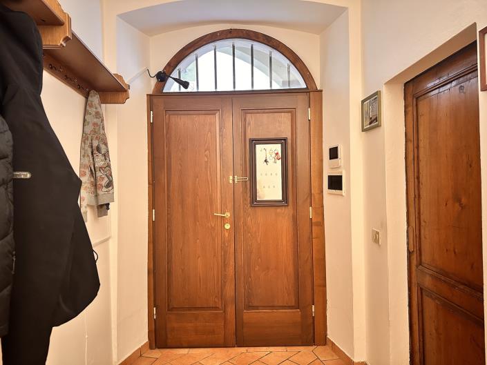 Image No.8-3 Bed Apartment for sale