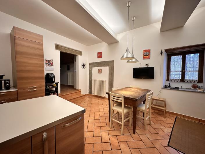 Image No.10-3 Bed Apartment for sale