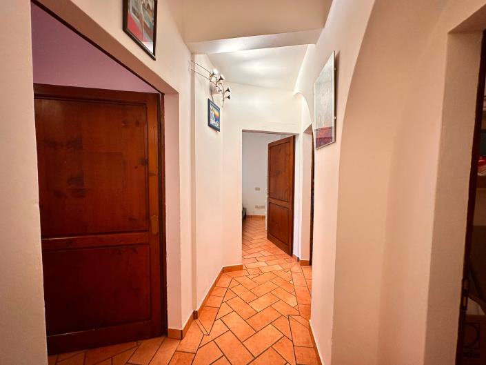 Image No.29-3 Bed Apartment for sale