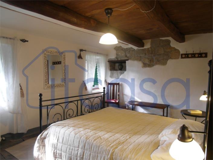 Image No.7-3 Bed Farmhouse for sale