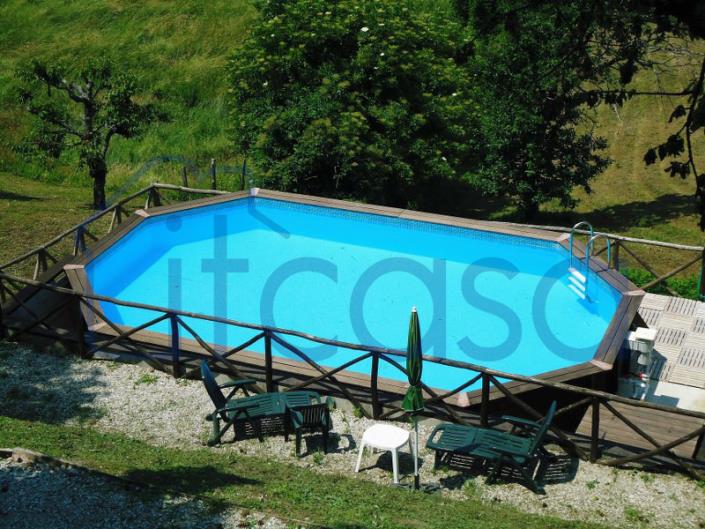 Image No.11-3 Bed Farmhouse for sale