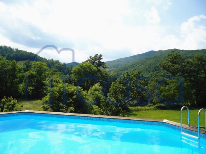 Image No.12-3 Bed Farmhouse for sale