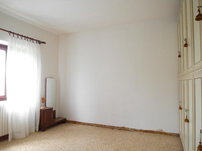 Image No.11-2 Bed Villa / Detached for sale