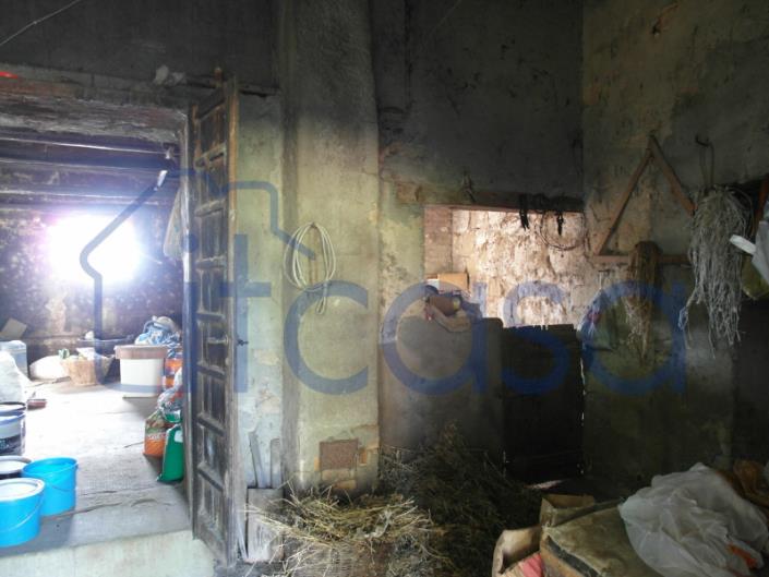 Image No.10-Ferme de 4 chambres à vendre à Anghiari