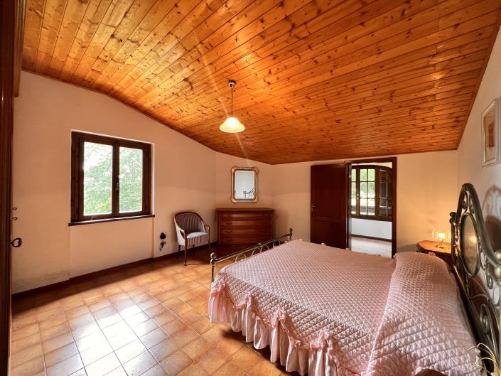 Image No.14-4 Bed Villa for sale