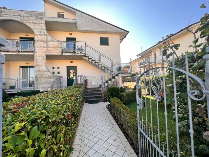 Image No.2-3 Bed Flat for sale