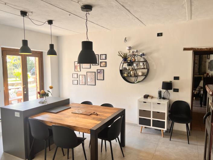 Image No.3-Maison de campagne de 6 chambres à vendre à Anghiari