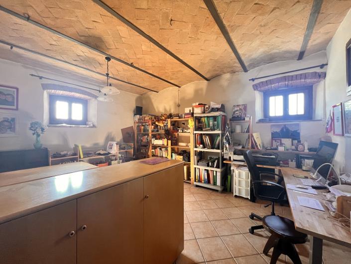 Image No.6-Maison de campagne de 6 chambres à vendre à Anghiari