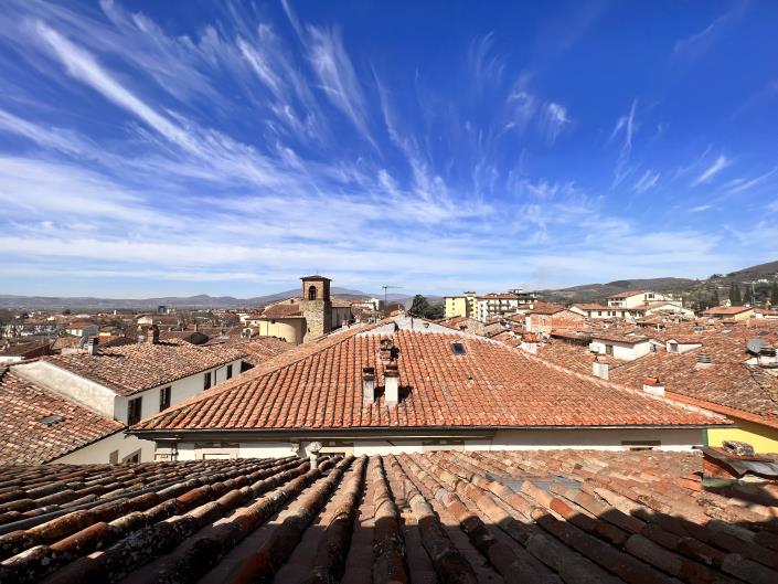 Image No.18-3 Bed Apartment for sale