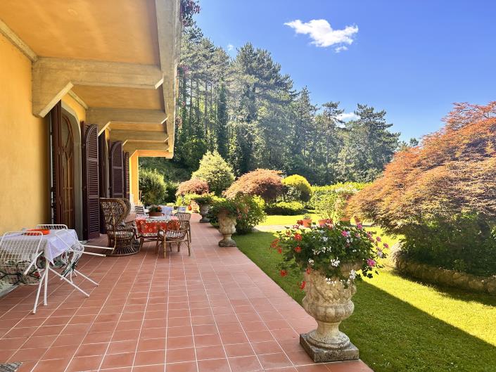 Image No.12-4 Bed Villa / Detached for sale