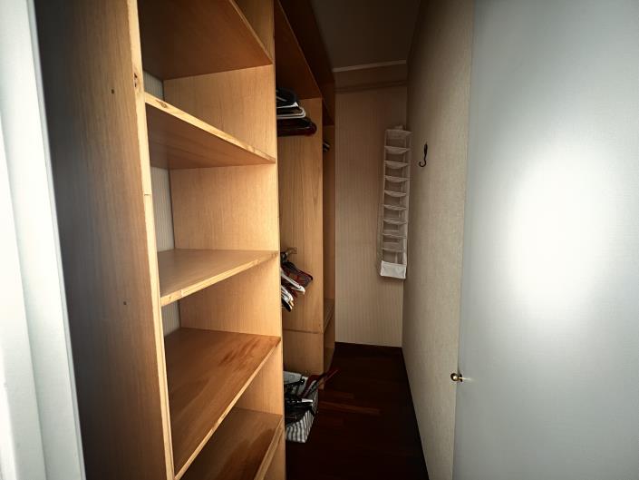 Image No.17-2 Bed Flat for sale