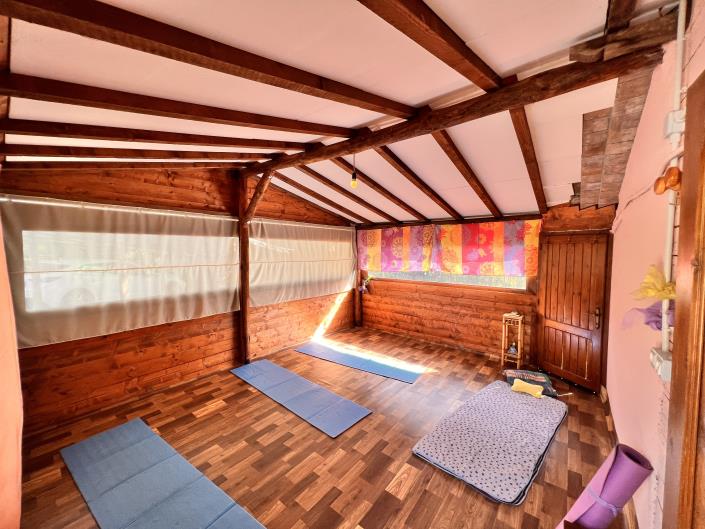 Image No.13-7 Bed Farmhouse for sale