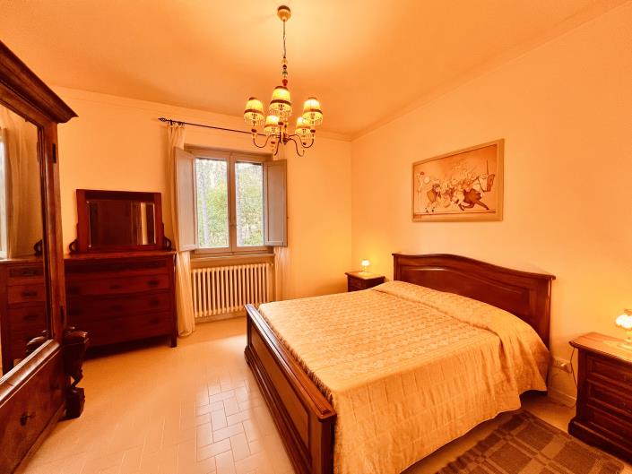 Image No.19-8 Bed Villa / Detached for sale