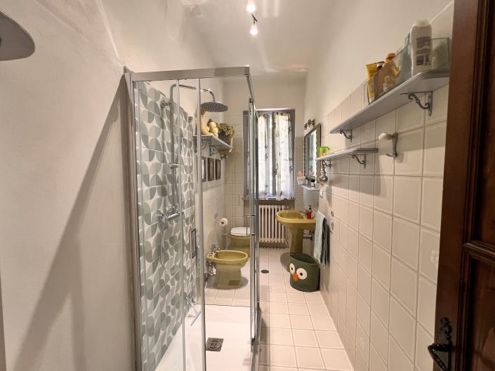 Image No.17-8 Bed Villa / Detached for sale