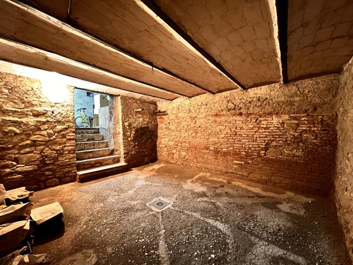 Image No.7-4 Bed Townhouse for sale