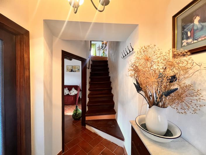 Image No.10-2 Bed Semi-Detached for sale