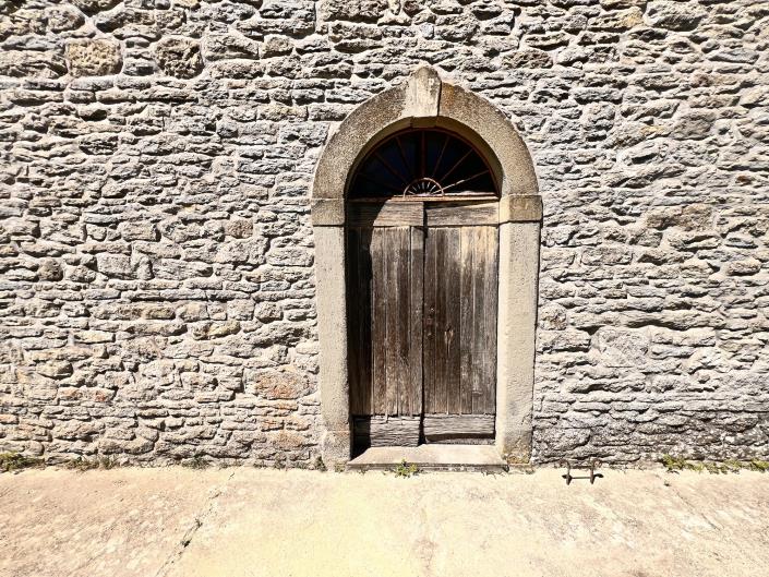 Image No.12-4 Bed Country Property for sale