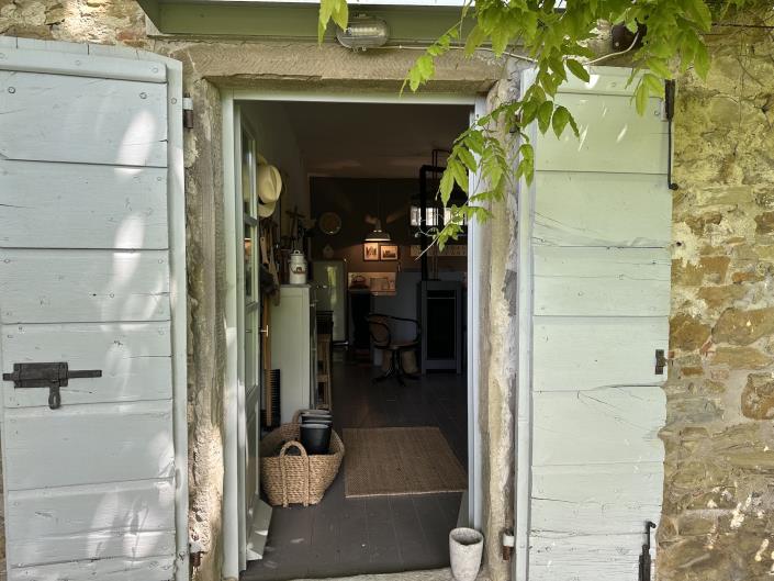 Image No.23-1 Bed Apartment for sale