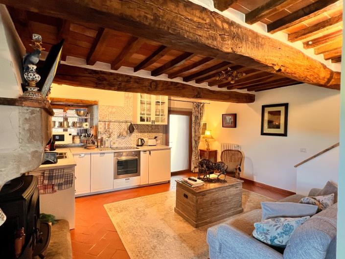 Image No.14-Propriété de pays de 9 chambres à vendre à Anghiari