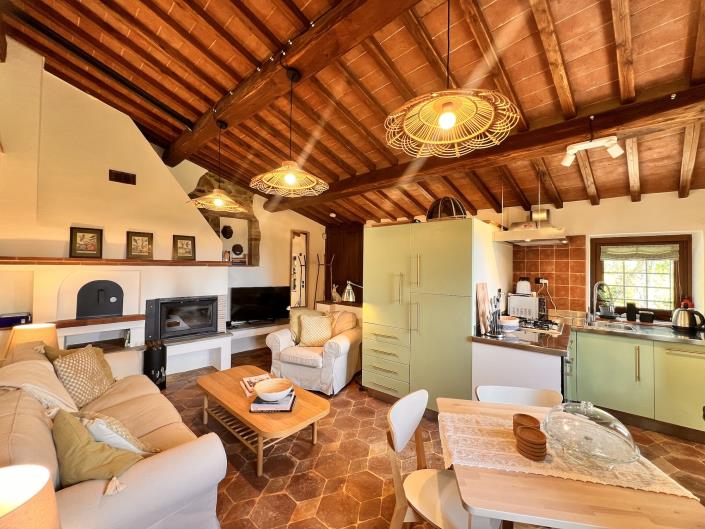 Image No.22-Propriété de pays de 9 chambres à vendre à Anghiari