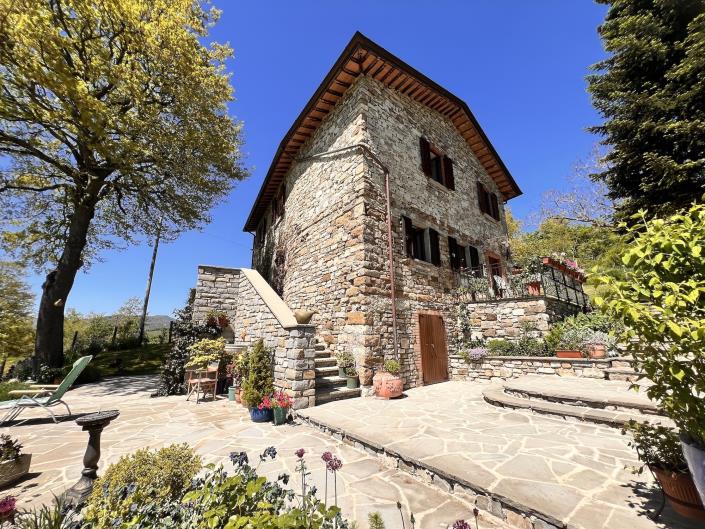 Image No.41-Maison de campagne de 3 chambres à vendre à Badia Tedalda