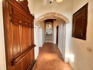 A346-1-entrance-hall