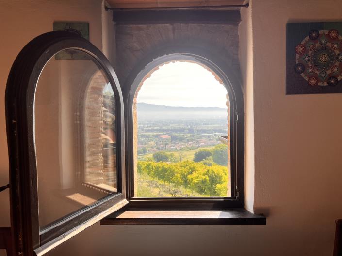 Image No.20-2 Bed Semi-Detached for sale