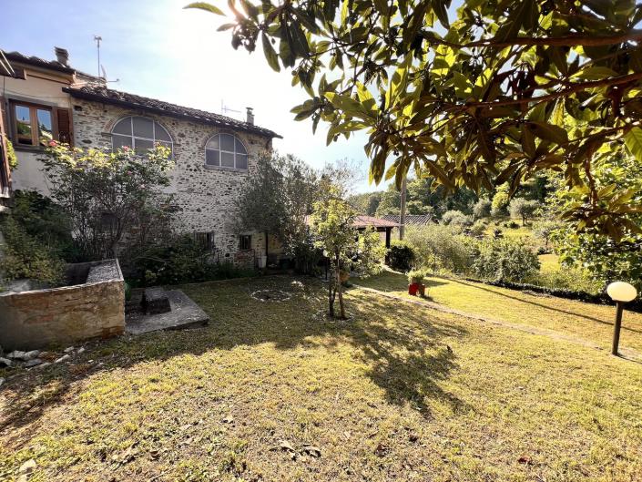 Image No.31-2 Bed Semi-Detached for sale