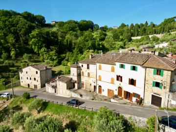 Drone-view-of-street